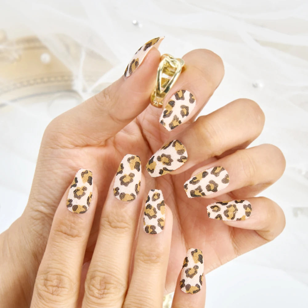 Chic Flocking Leopard Print Press-On Nails - Short Full Cover Handmade Velvet False Nail Tips for Women & Girls