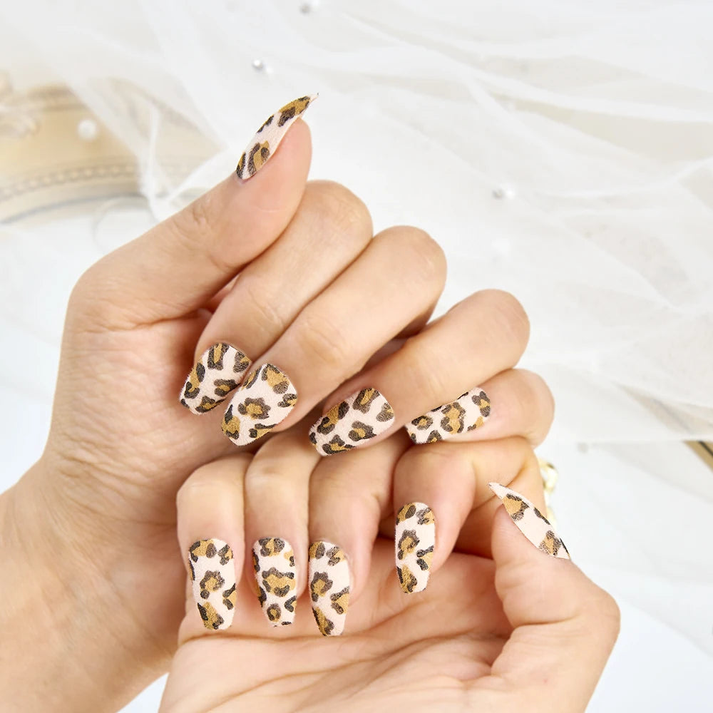 Chic Flocking Leopard Print Press-On Nails - Short Full Cover Handmade Velvet False Nail Tips for Women & Girls