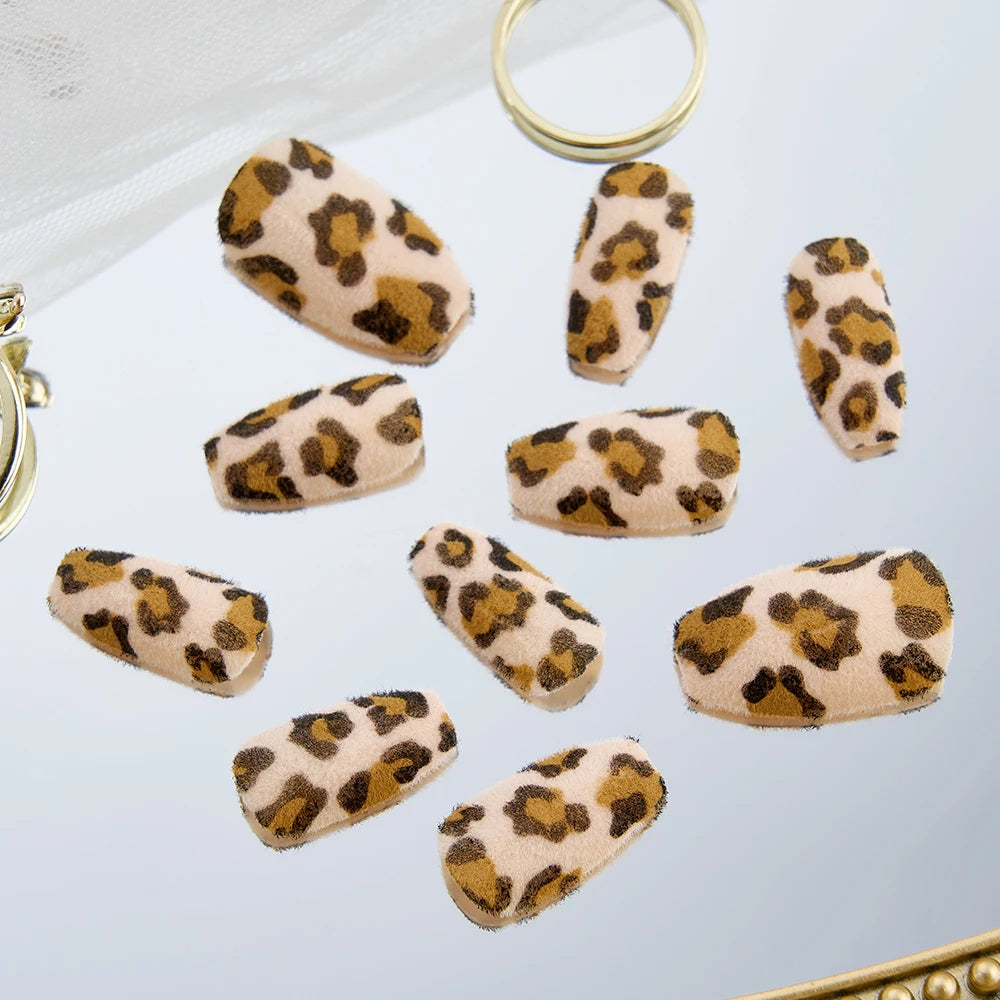 Chic Flocking Leopard Print Press-On Nails - Short Full Cover Handmade Velvet False Nail Tips for Women & Girls